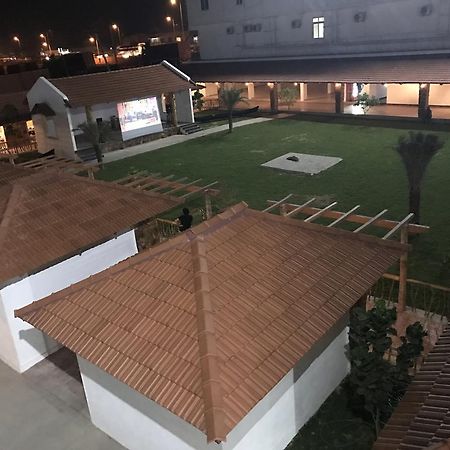 Avigna Lokesh Hotel Chik Banavar Bagian luar foto